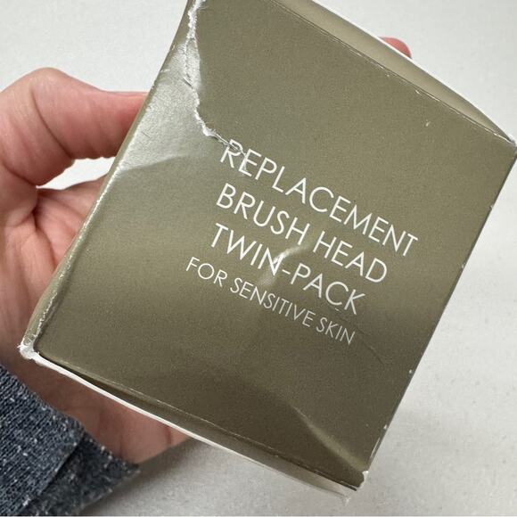 Clarisonic Sensitive Skin Brush Head Replacement Set of Two NIB - Picture 6 of 9